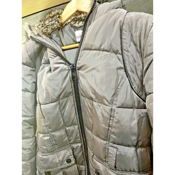 Nicole Miller Women’s Long Puffer Coat Gray Hooded Parka Faux Fur Trim Jacket M - Picture 3 of 9